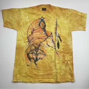 VTG The Mountain Native American Wolf Mens T Shirt SZ L Yellow Short Sleeve